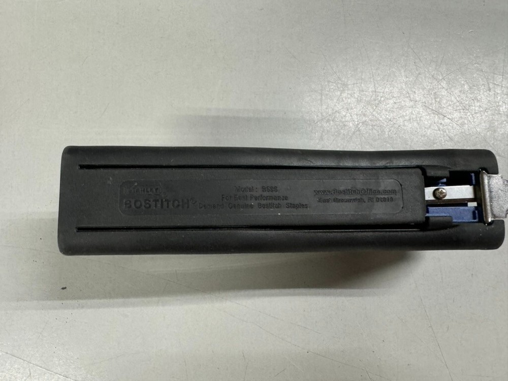 Bostitch B696 Blue - Dynamo Stapler, 20-Sheet Capacity, Office Supply Desktop