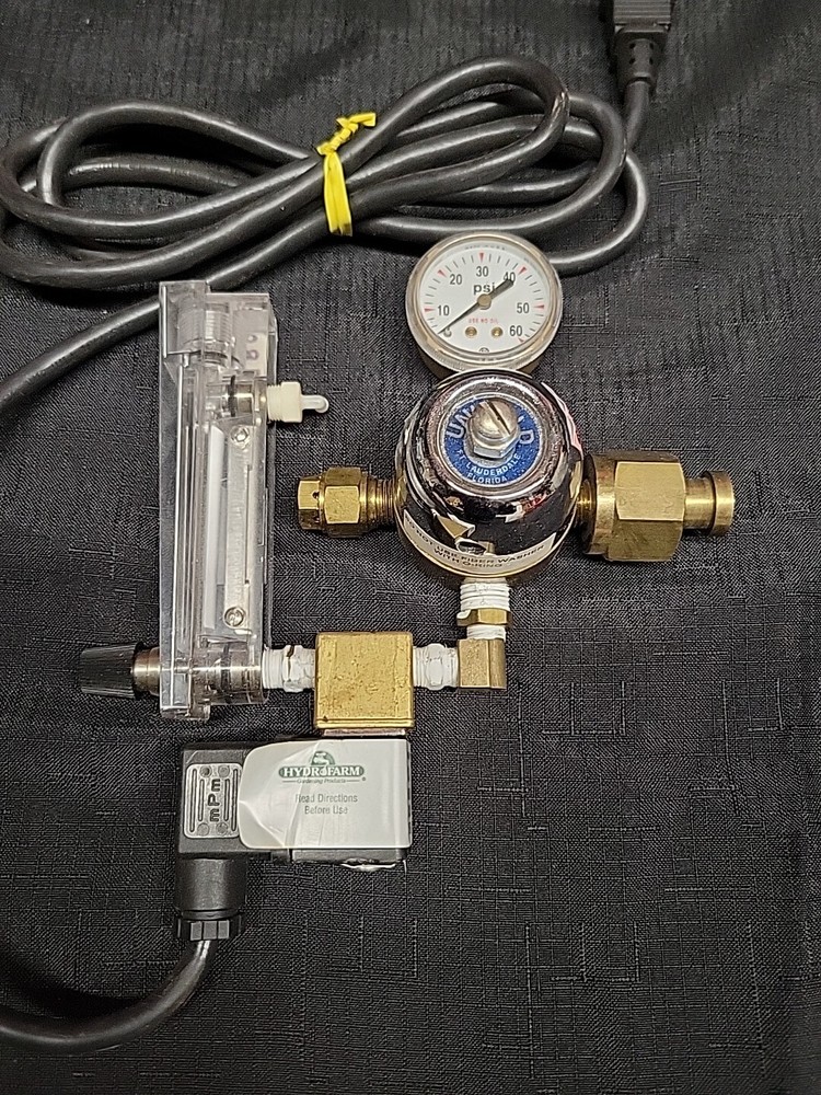Hydrofarm (CO2) Carbon Dioxide System Regulator Liding Aquarium Hydroponic