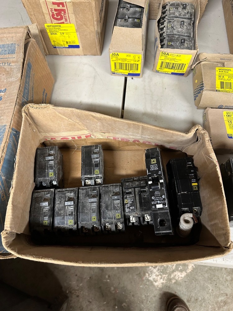 Electrical service and switch gear, SquareD. All with original packaging.