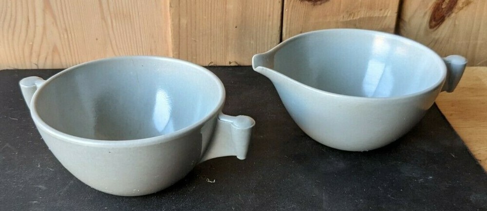 SPAULDING DINNERWARE. MELMAC SUGER, CREAMER SET IN GREY. MISSING LID.