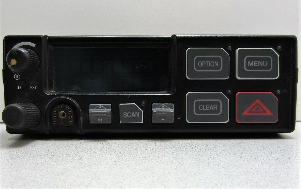 M/A-COM KRY1011632/12 Rev. E Control Head Dash Unit