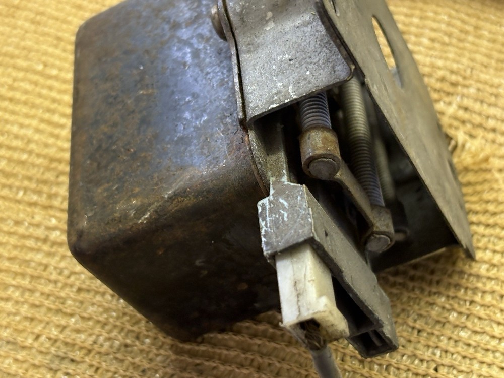 fiat 124 spider Voltage Regulator