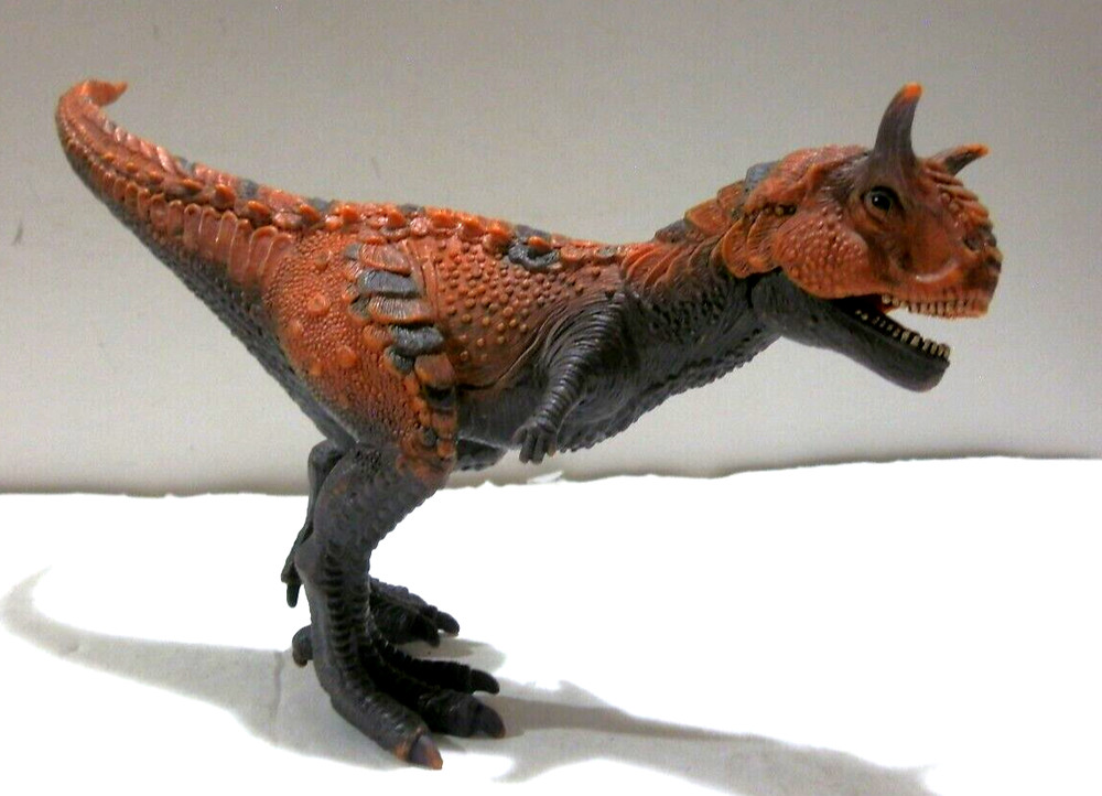 2016 Schleich 9" Carnotaurus Bull Dinosaur