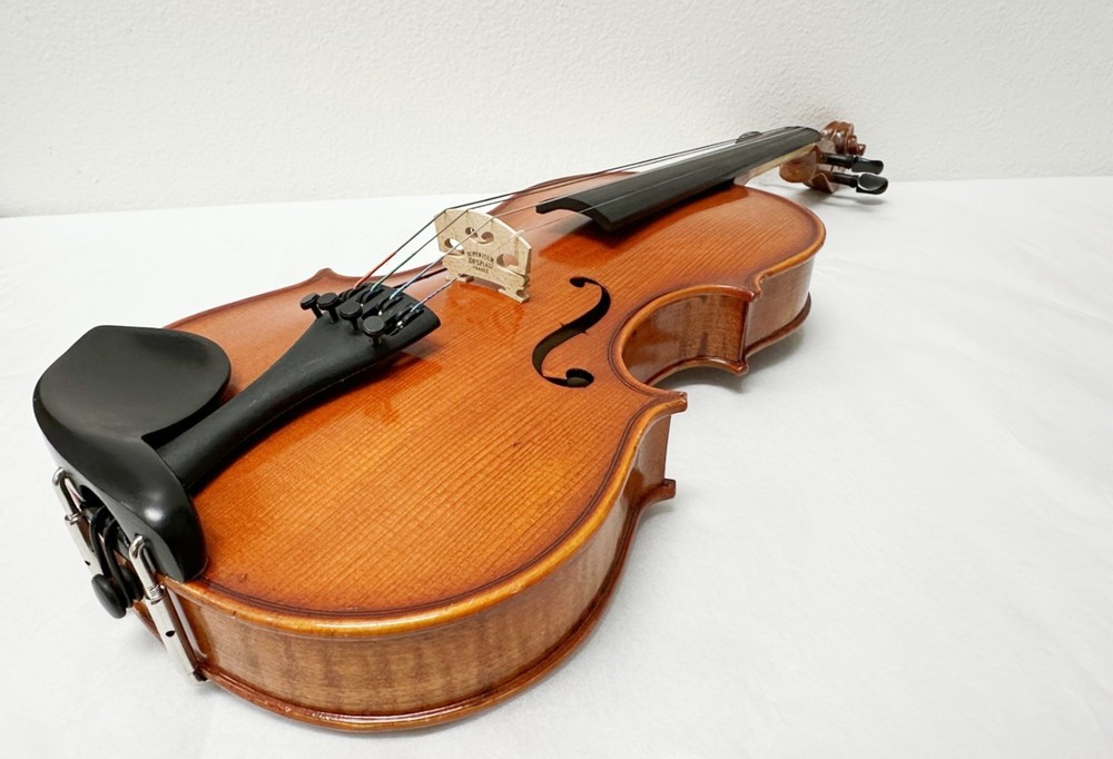 Used Classical Strings VN085-3/4 Size Advanced Violin Outfit (one Piece Back)