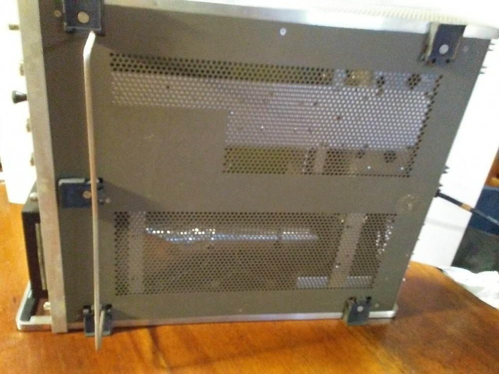 HP 180TR / 8755A - Partially Tested As-Is Please Read