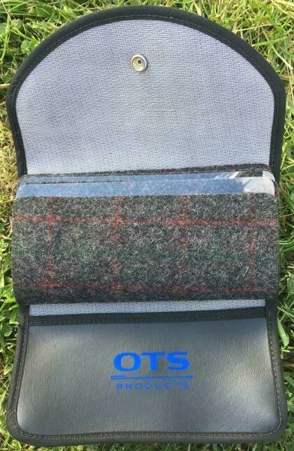 Fly Fishing Wallet / 6 Pages