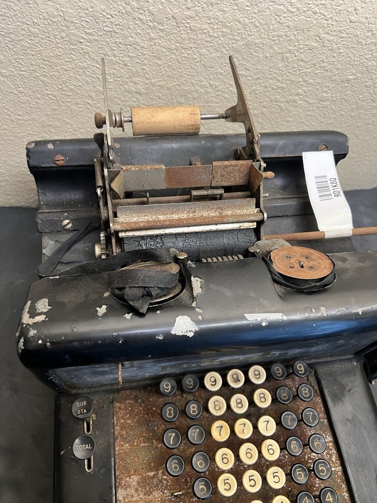 Burroughs Vintage Mechanical Adding Machine Calculator Arithmometer