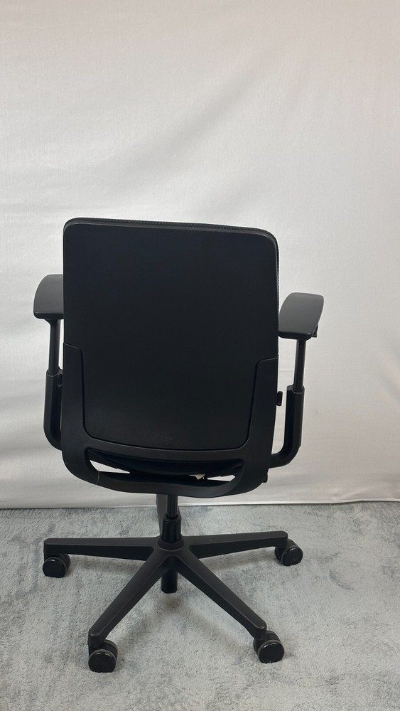 Steelcase Amia Task Chair