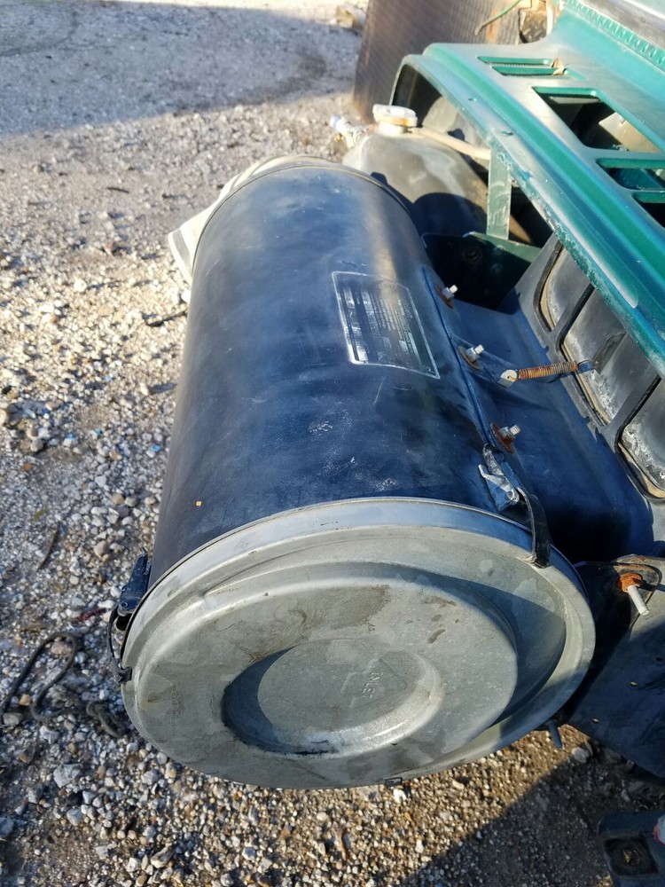 1995 FREIGHTLINER FLD120 AIR BOX / FILTER CAT