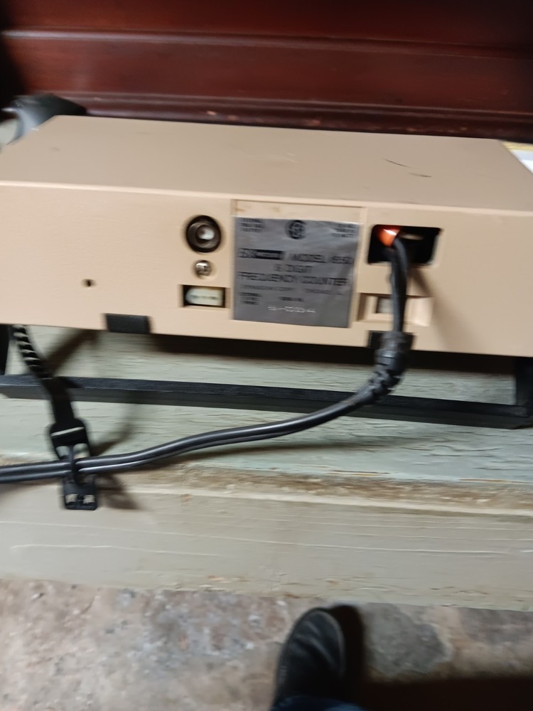 B&K PRECISION 1850 COUNTER