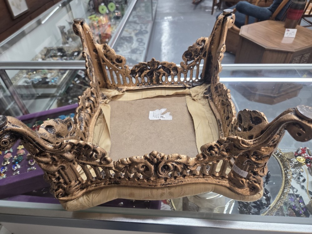 VINTAGE ORNATE CAST IRON FOOT STOOL