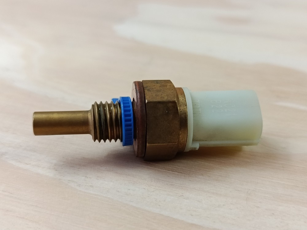 Yamaha Mt-03 Abs 2020 - 2024 Engine Temperature Sensor Genuine OEM