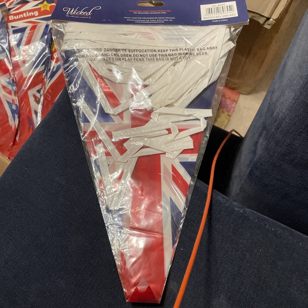 Wicked Costumes Great Britain bunting