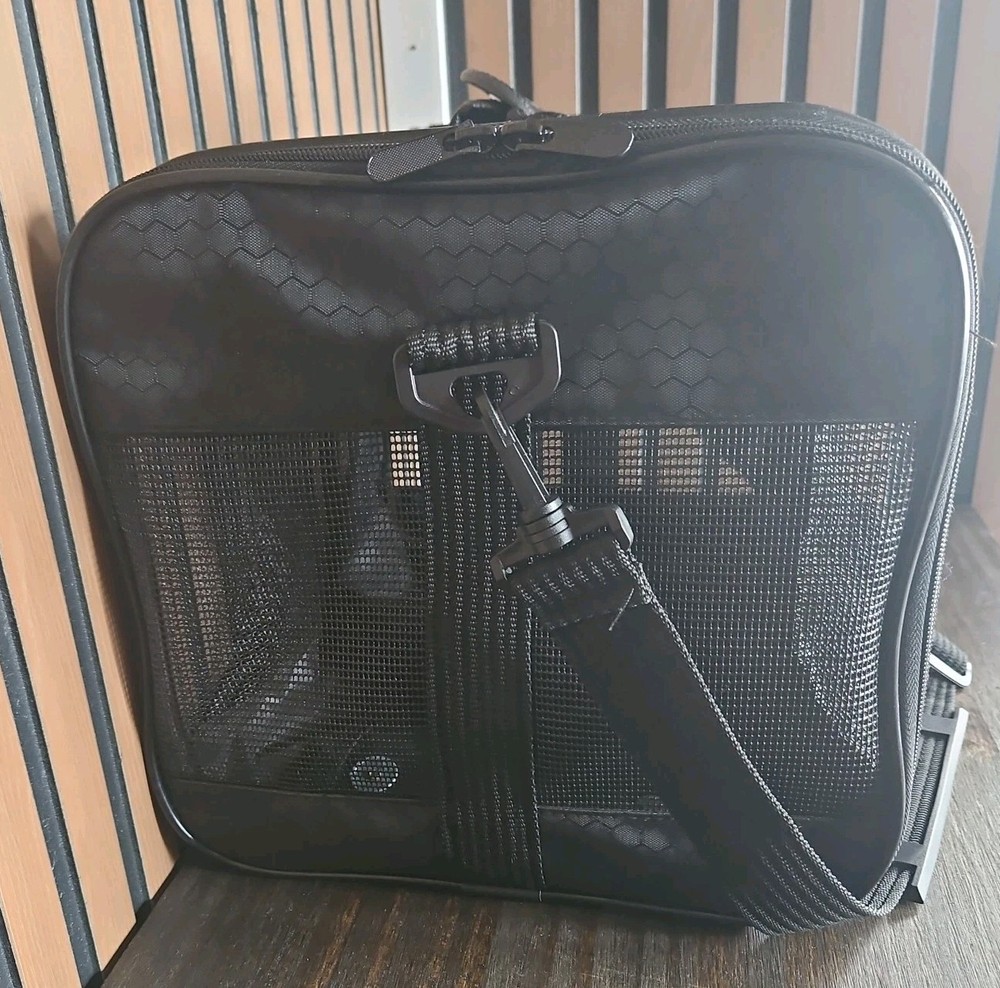 Sherpa Pet Carrier Medium black