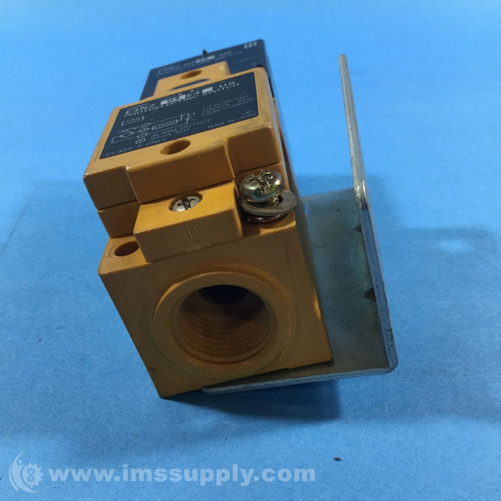 Omron E3N2-D2E4-US Photoelectric Sensor 5121