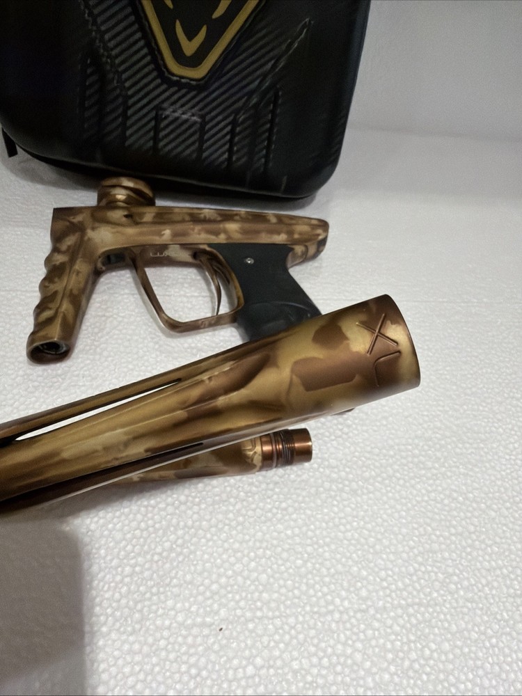 DLX-LUXEXGUN-TRIBUTEFORESTCAMO