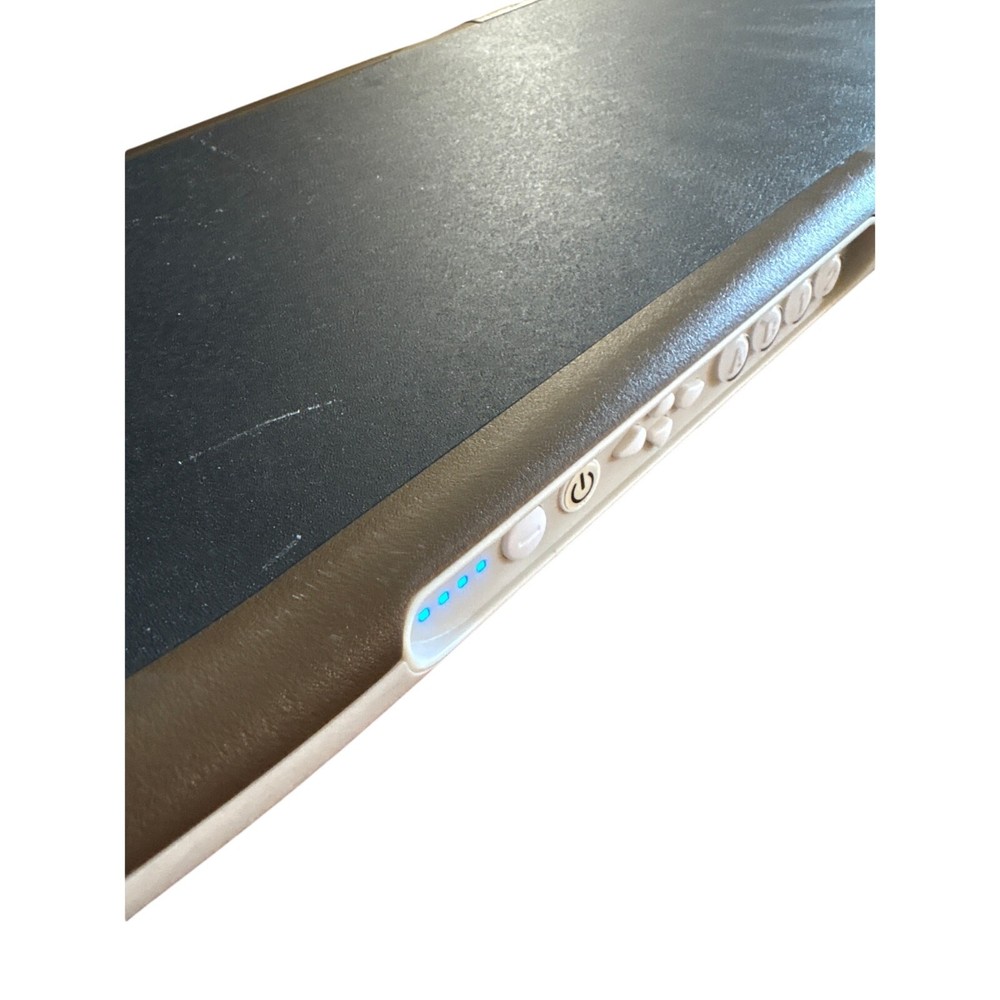 Tony Hawk ride Wii skateboard complete. untested/powers on