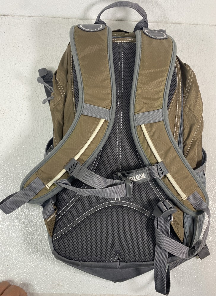 Camelback Hydration Backpack. Ripstop nylon, 70 ounce Bladder Camping Hiking