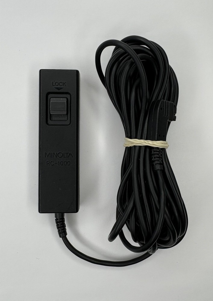 MINOLTA RC-1000 LONG WIRED SHUTTER RELEASE CABLE