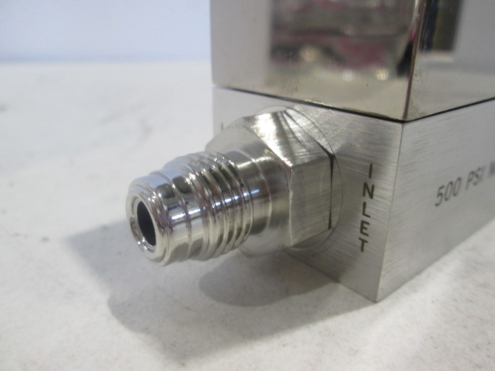 Unit, UFC-1500A, Mass Flow Controller, 200 SCCM, SF6, Used