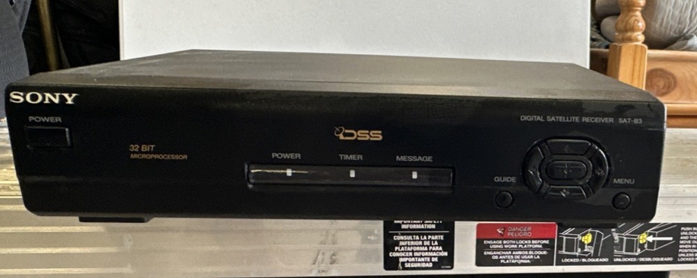 Sony SAT-B3 Digital Satellite Receiver 32 Bit Microprocessor S-Video RCA