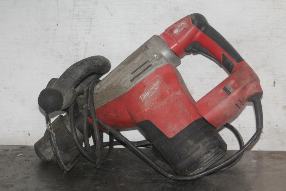 Milwaukee Demolition Hammer 5446-21