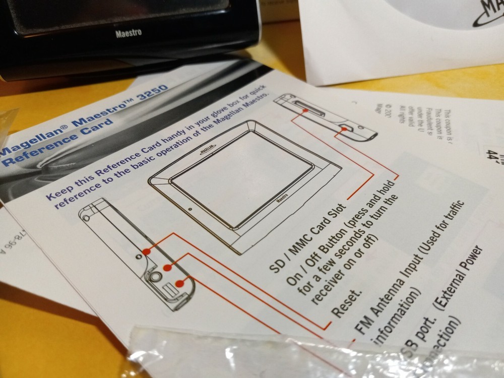Magellan Maestro 3250 gps unit