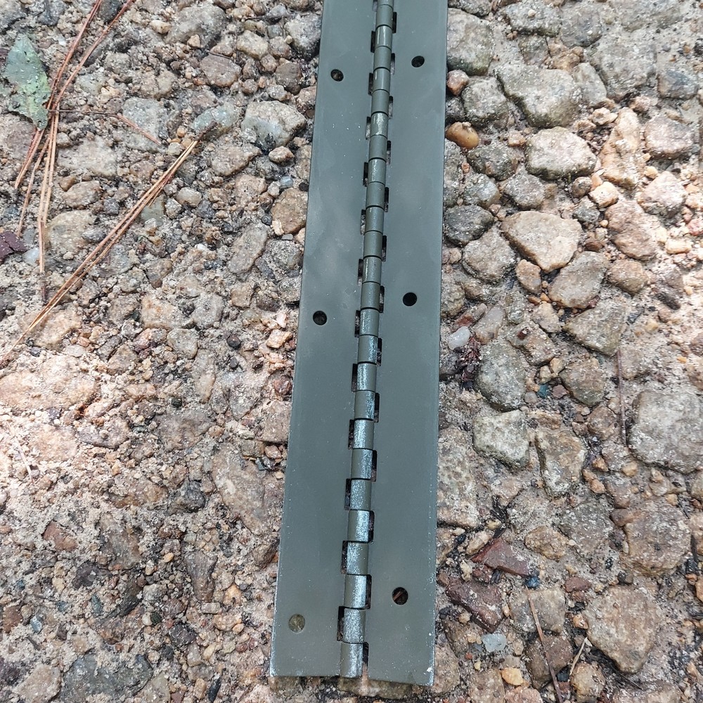 NOS Hinge FMTV? / 12442051