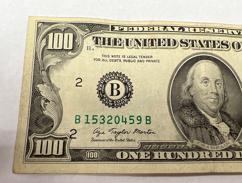 1977 $100 Federal Reserve Note Seal/Serial Number Offset Error Circulated Note
