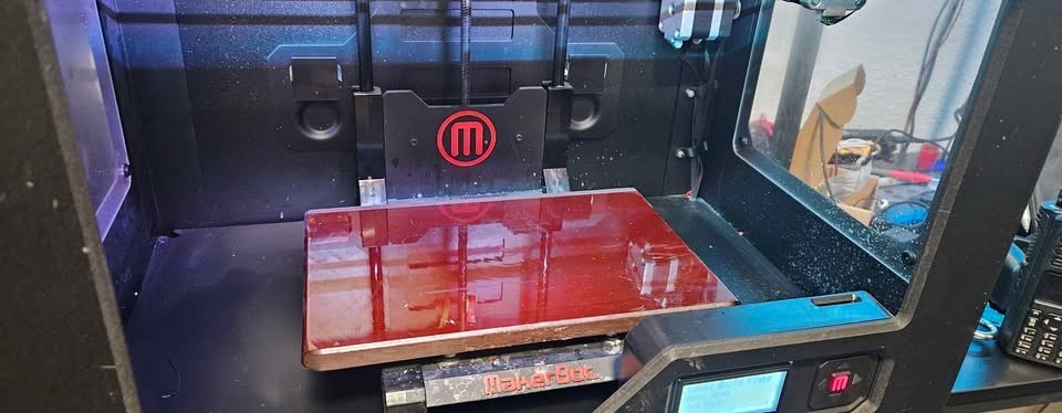 MAKERBOT REPLICATOR 2X EXPERIMENTAL 3D PRINTER W/POWER SUPPLY - READ DESCRIPTION