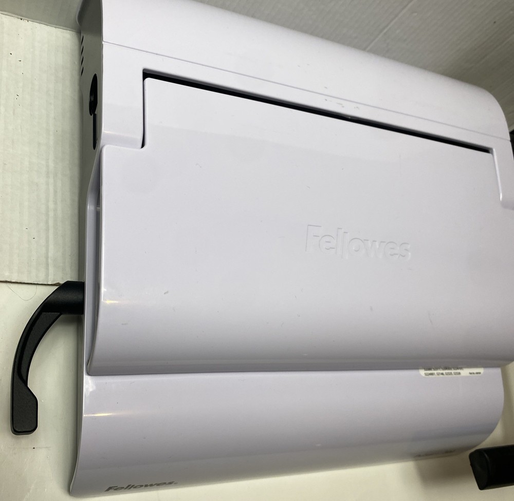 Fellowes PULSAR+ 300 Manual Binding Machine