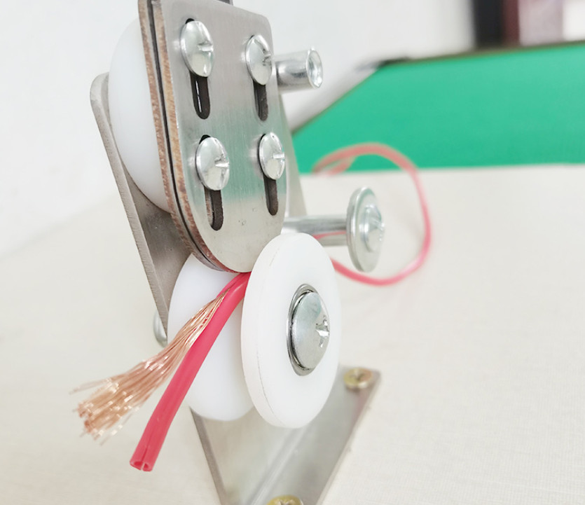 Cable Peeling Machine Manual Wire Stripping Machine Mini Waste Cables Stripper