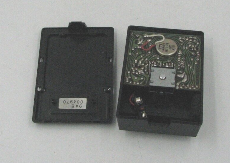 Exacto Quartz Metronome w/ Retractable Stand