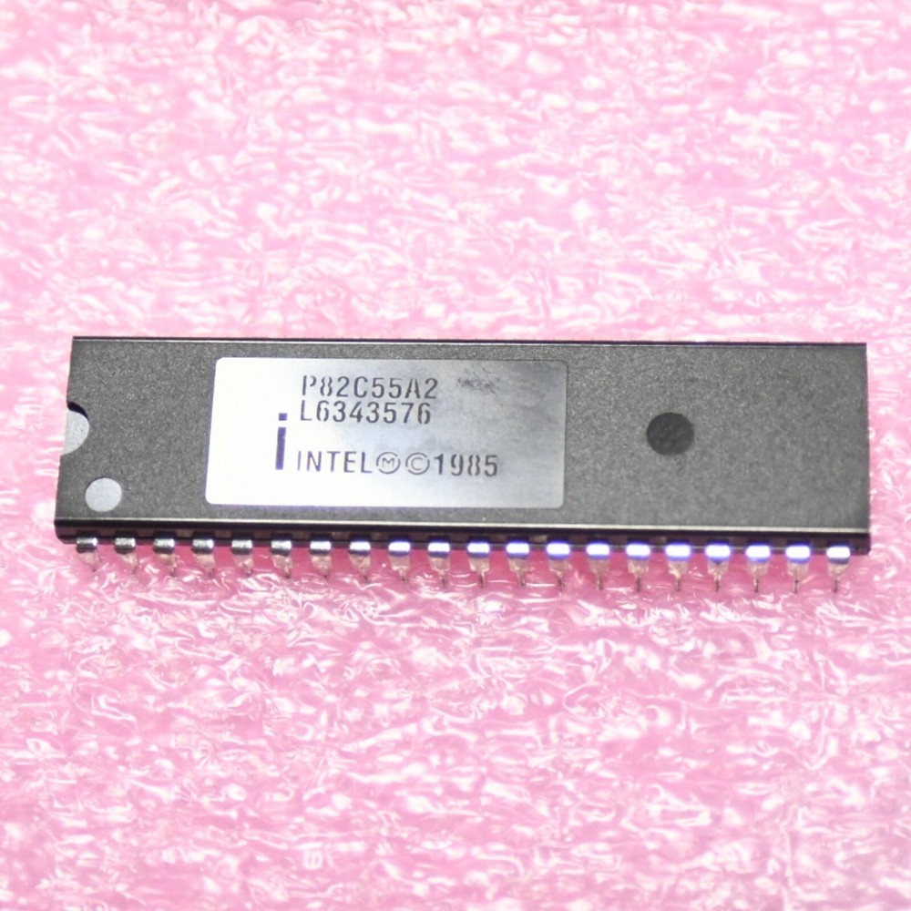 Intel P82C55A2 Programmable Peripheral Interface Controller 24 I/O PIC 8255