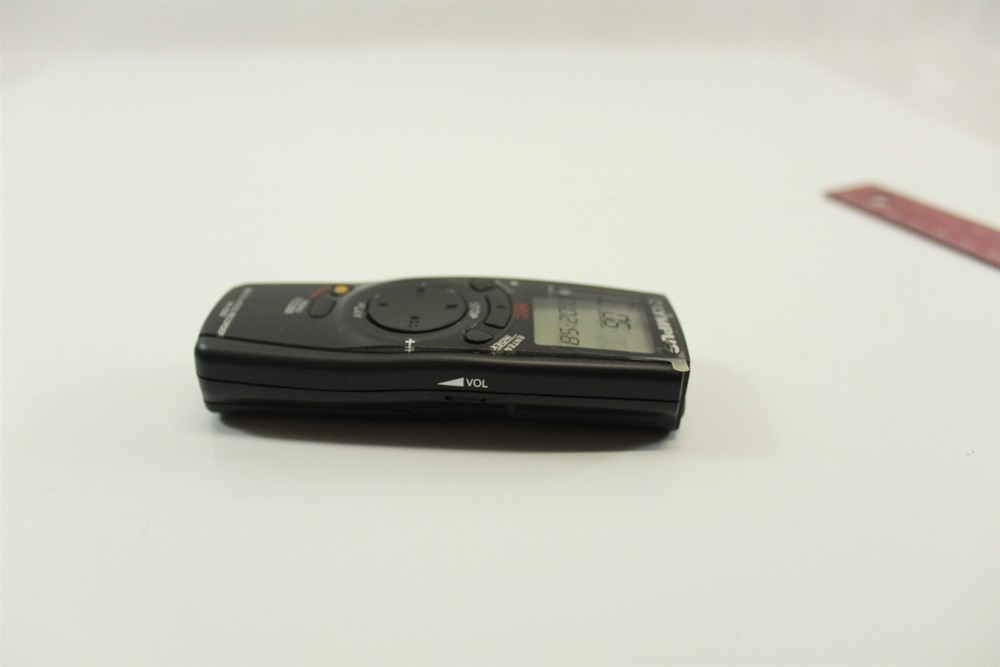Olympus Digital Voice Recorder Dictaphone Model VN-2000 Working