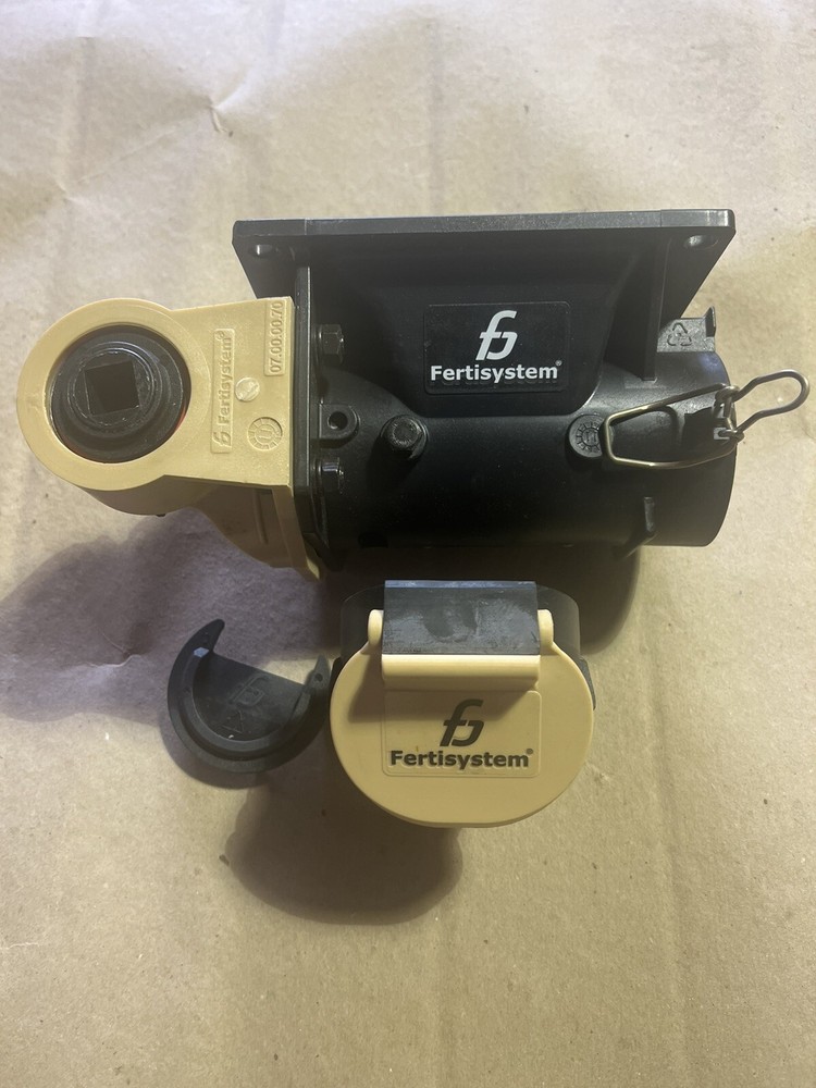 Mounted Fertilizer Spreader