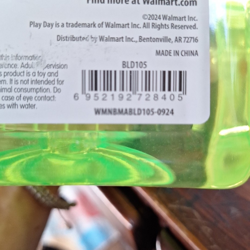 Bubble Blast Solution. By Play Day. Set Of 2