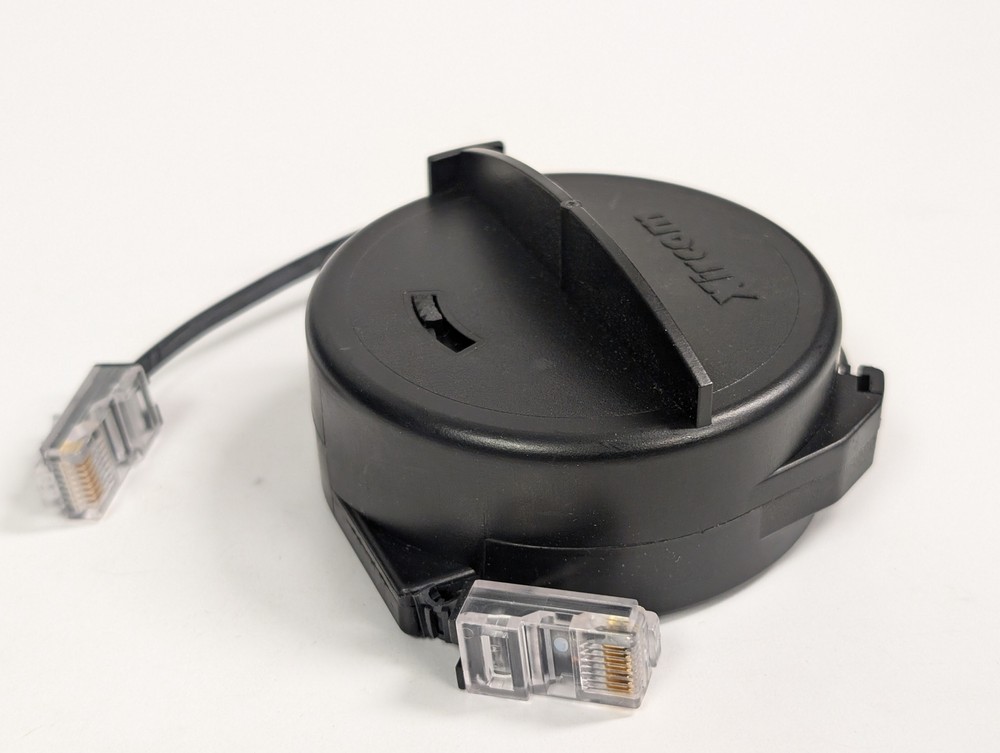 RJ-45 6' RETRACTABLE ETHERNET EXTENSION CORD