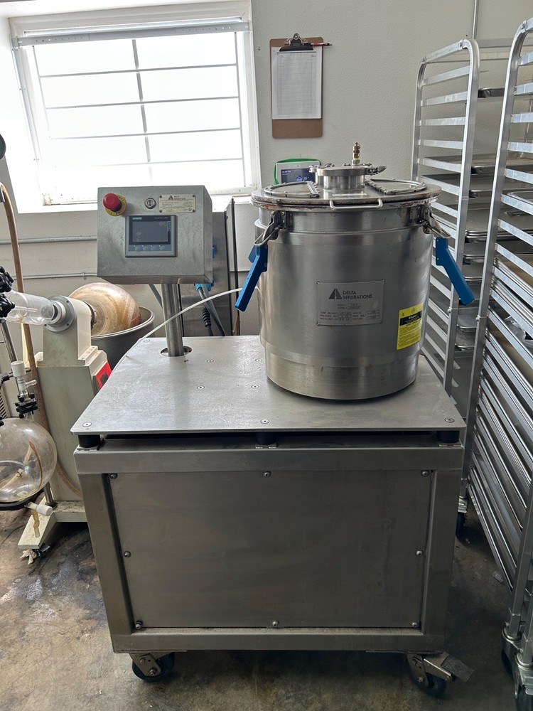 Delta separations cup-15  cannabis extraction system