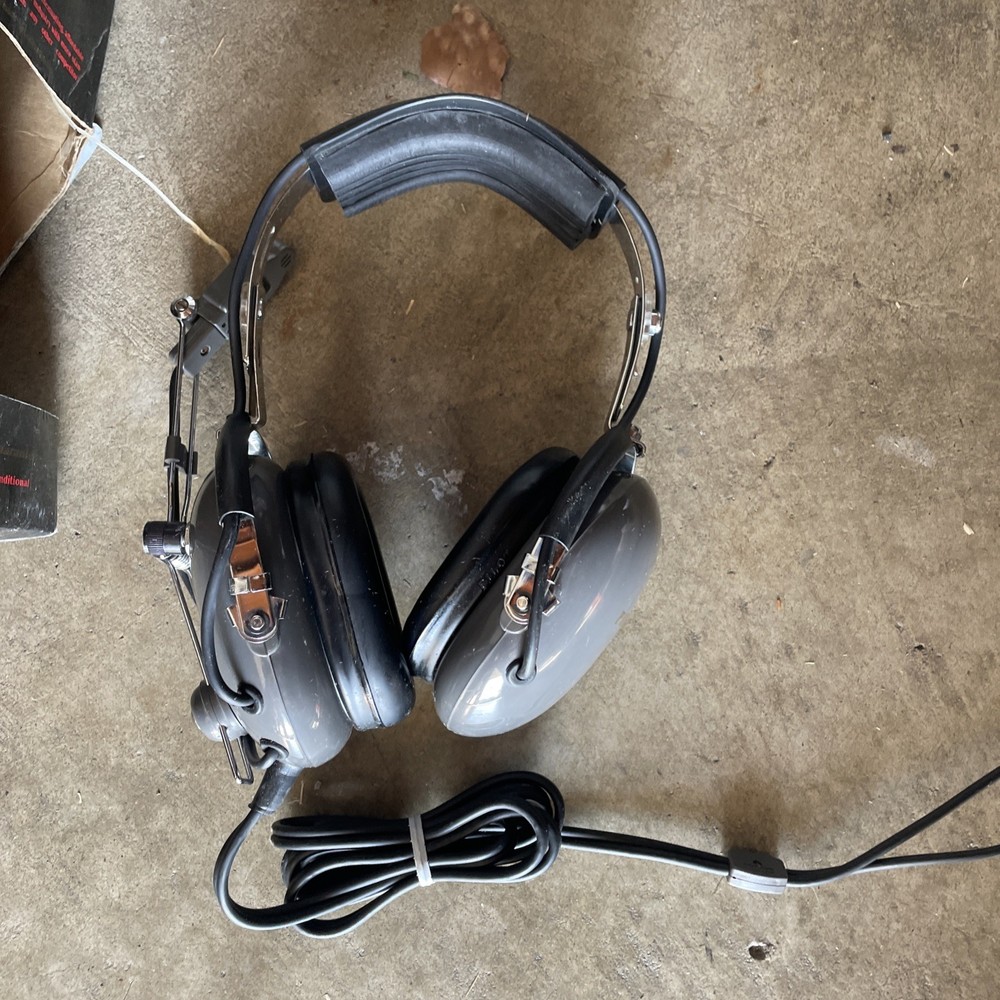 Pilot PA 10-40 Headset