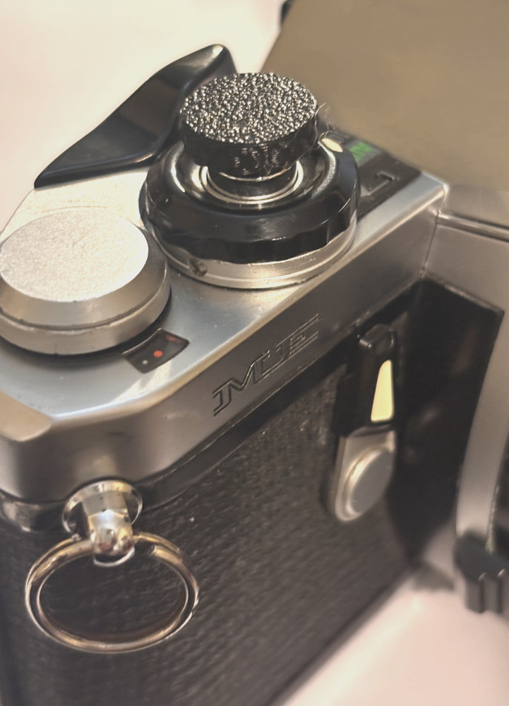 3 pieces Camera Soft Shutter Release Buttons for Cameras - Black,Red&Blue