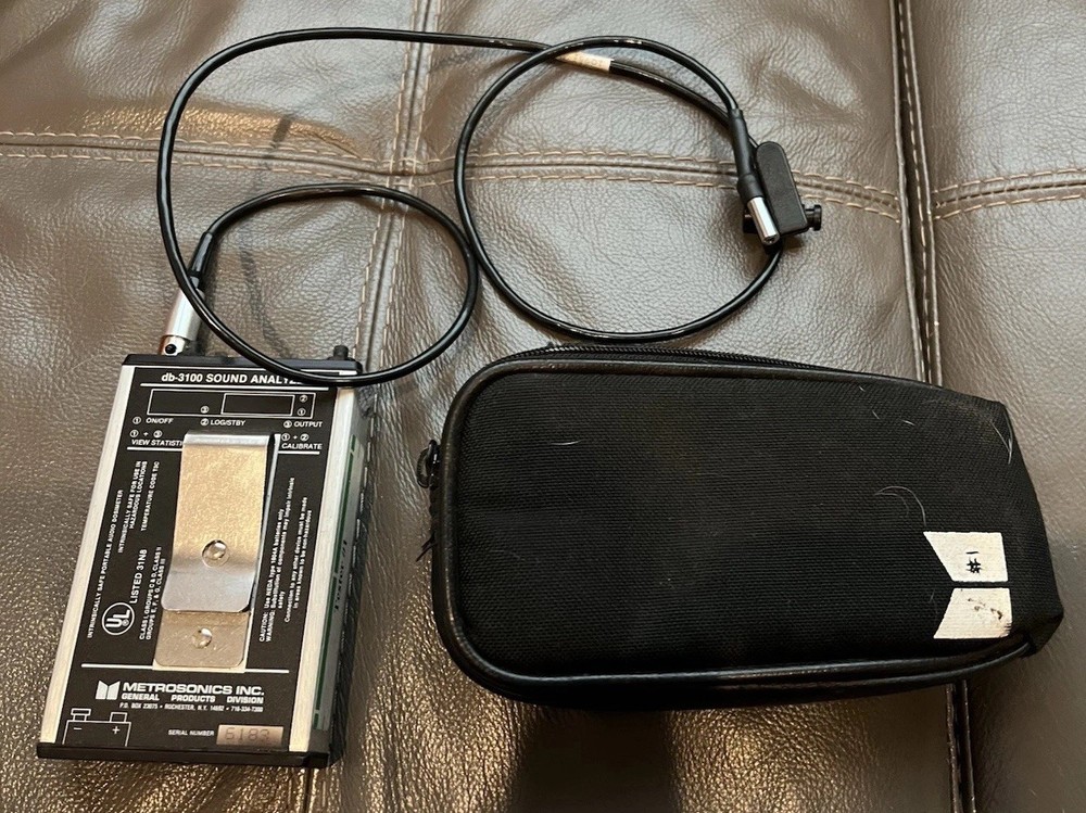 Metrosonics DB-3100 Sound Analyzer