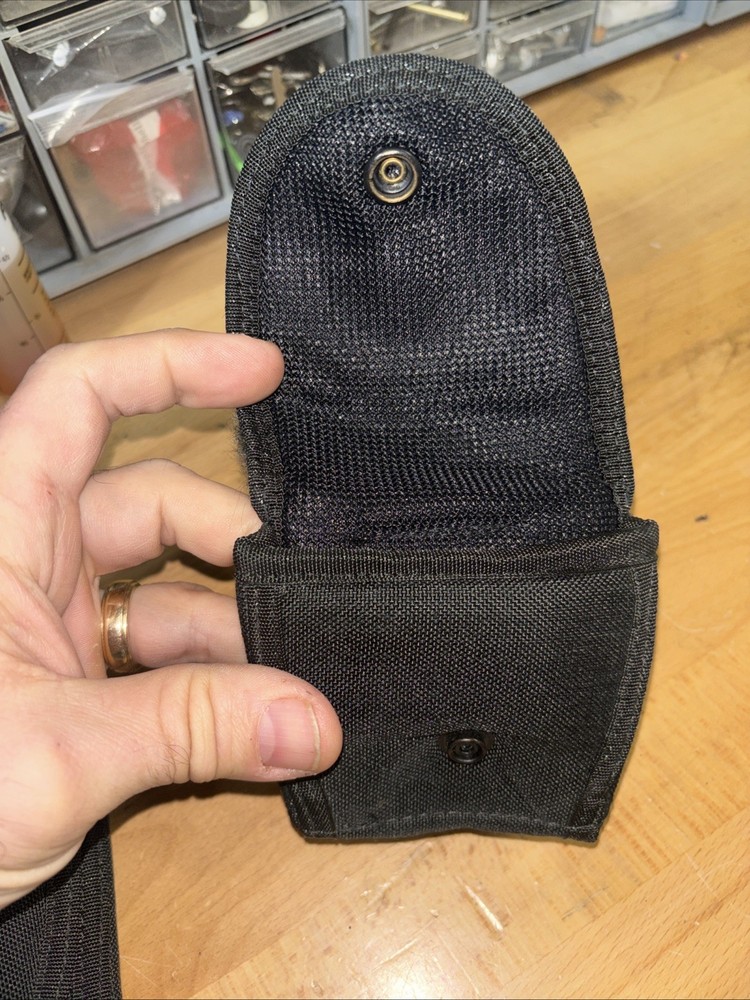 Tactical Nylon Police Security Handcuff Case