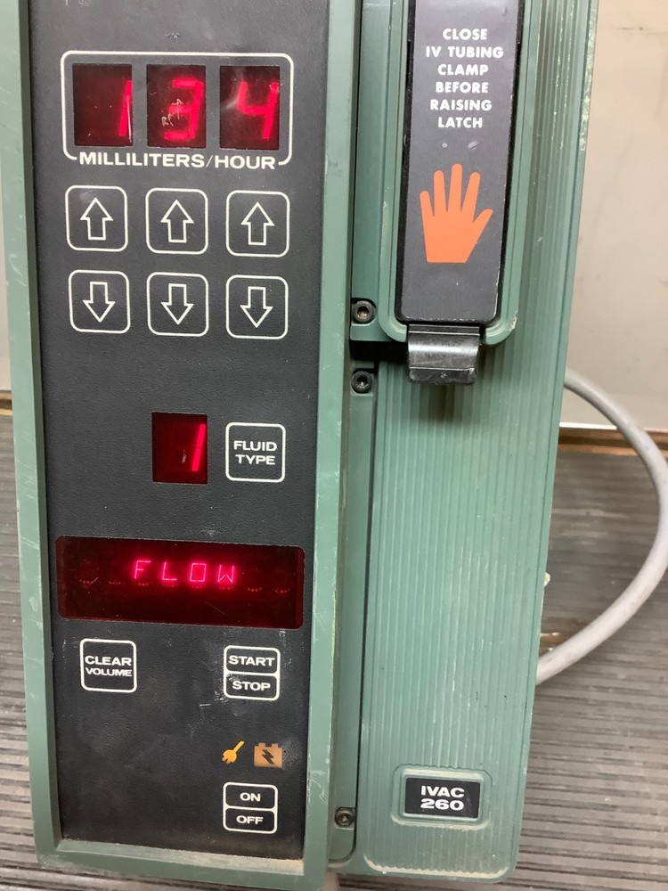 IVAC 260 VOLUMETRIC INFUSION CONTROLLER