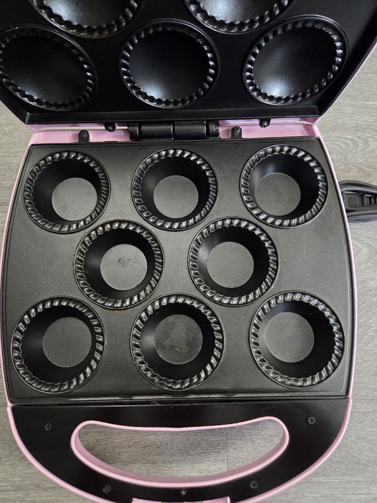 Babycakes Cupcake Maker - 8 Cupcakes Non-Stick Baker - Pink
