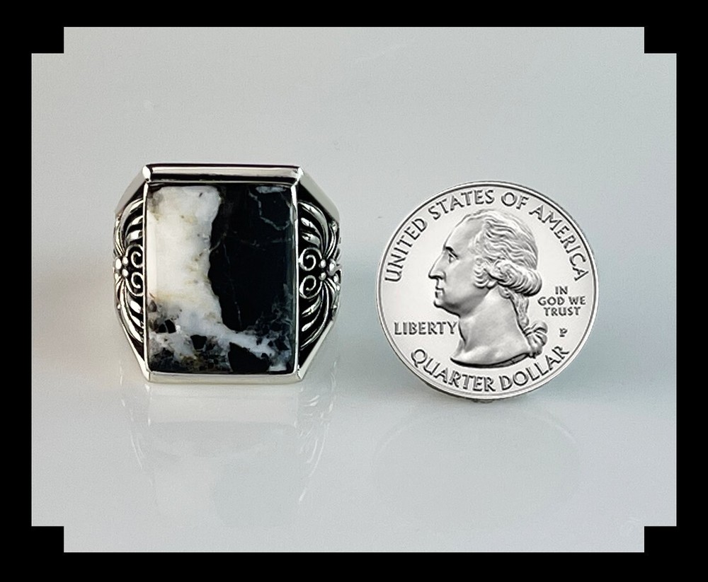 Sterling and White Buffalo Men's Ring Size 13 1/2