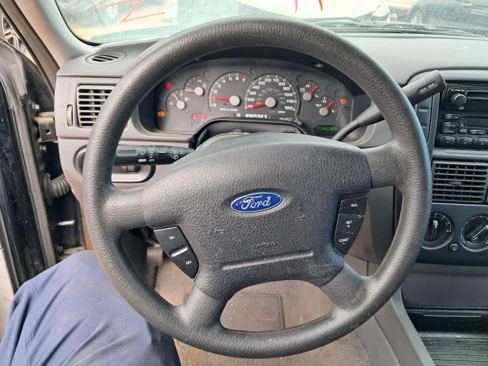 EXPLORER 2003 Glove Box 4838550