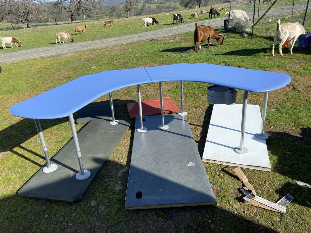 Vintage Herman Miller Resolve Workstations For Two