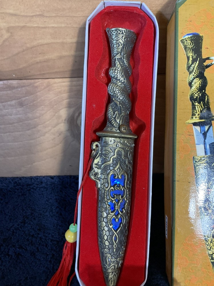 Vintage Collectible Dagger Knife Original Box