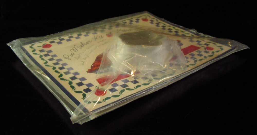 Sealed Saville & Brett Pie Maker Kit Made in Canada